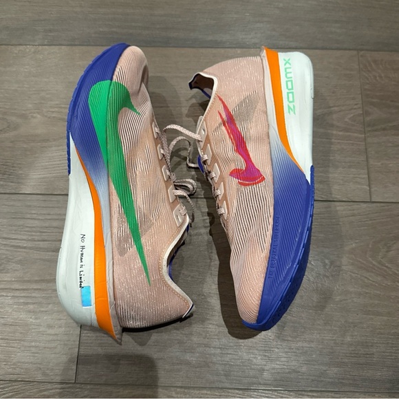 Mens Size 9 Nike Vaporfly 4 